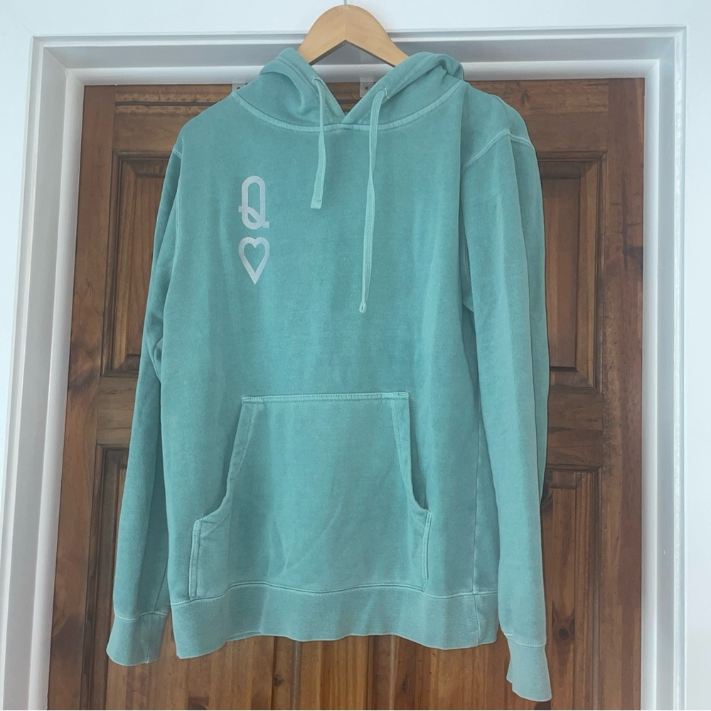 Lions Not Sheep Hoodie Small Green Hooded Sweatshirt Queen Collection Heart Logo